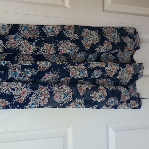 As U Wish long maxi blue floral dress - Picture 3 of 11